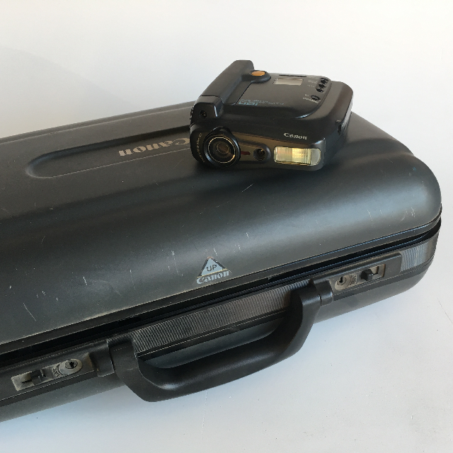 VIDEO CAMERA, Black Canon ION w Black Hard Case